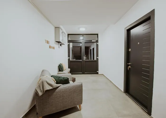 Aparthotel The Nook 3*